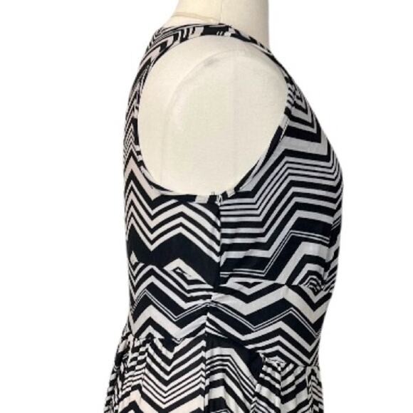 French Connection NEW Black Tan Chevron Surplice Wide Waistband Maxi Dress 1X - Picture 7 of 11